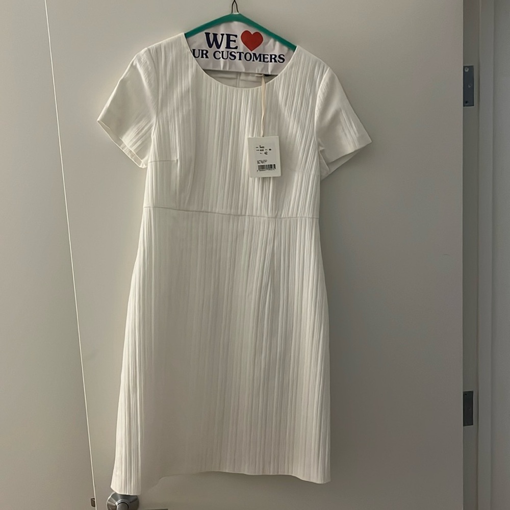 White short sleeve dress